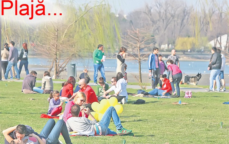 Foto | Vremea a luat-o razna! Unii, la prima plajă, alții, la ultima zăpadă!