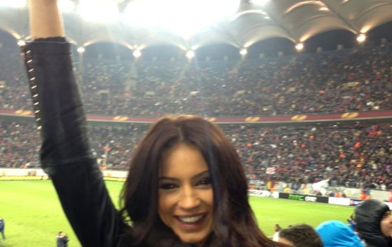 Geanina Ilieş le poartă noroc steliştilor: “Sigur vom marca în seara asta!”
