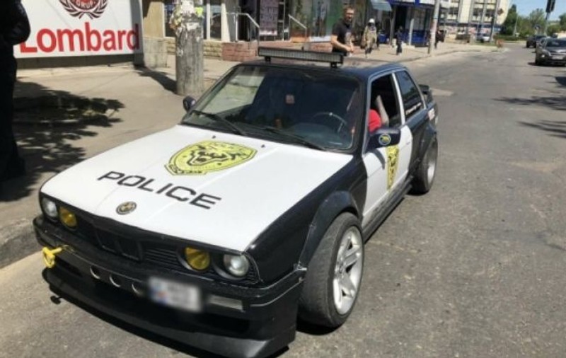 Un bărbat din Chişinău a încercat să o facă pe poliţistul, dar a fost amendat imediat