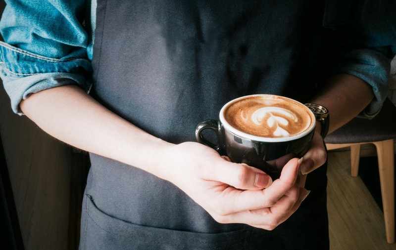 Bean2Business: Ghidul complet pentru alegerea echipamentelor ideale într-o cafenea
