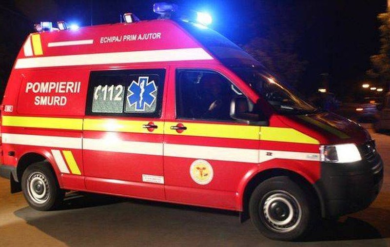 Scene sângeroase, la un concert din județul Iași. Mai mulți tineri au ajuns la spital