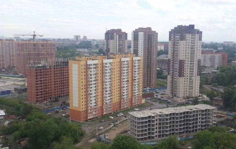 Rușii demolează clădirile neterminate din Crimeea, iar materialele sunt trimise pe front