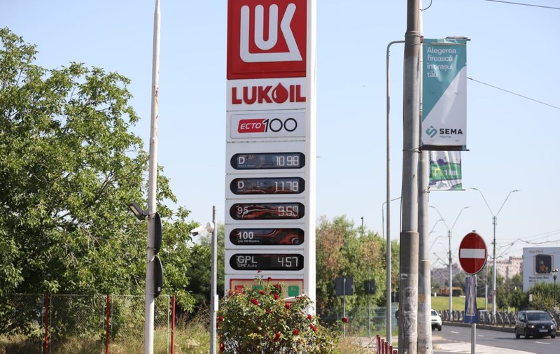 Benzina s-a ieftinit, joi, 6 august 2026. Cât costă un litru de carburant în București, Iași, Cluj-Napoca, Timișoara și Constanța