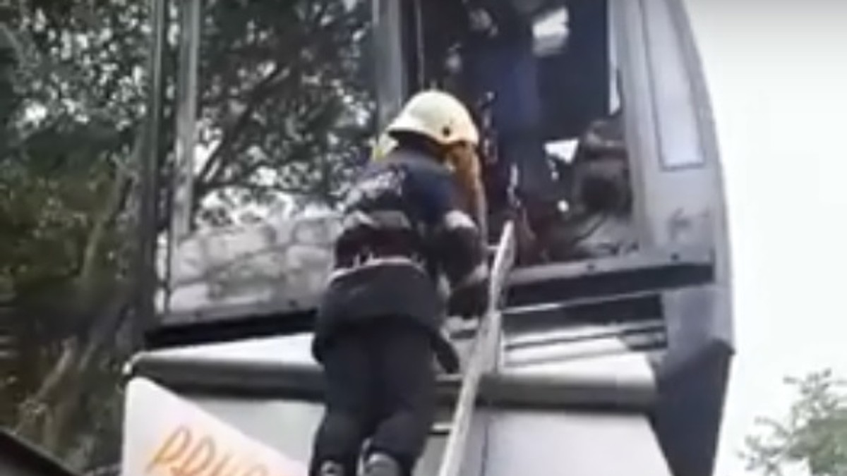 Telecabina de la Deva s-a defectat a doua oară în această săptămână