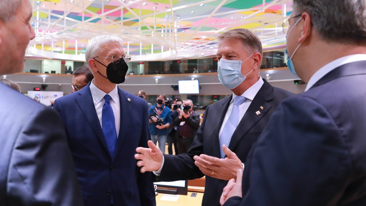 Klaus Iohannis, la Summitul Parteneriatului Estic de la Bruxelles, pe 15 decembrie 2021. Foto: Administrația Prezidențială