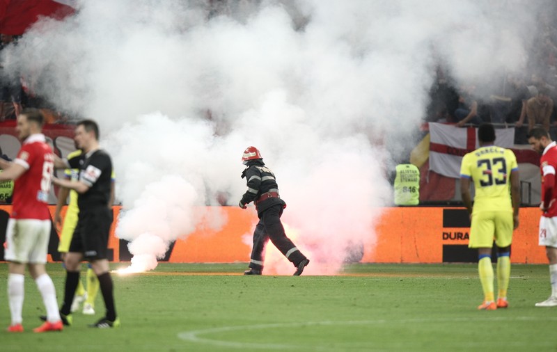 Nouă dinamovişti s-au ales cu DOSARE PENALE după derby. Amenzi URIAŞE