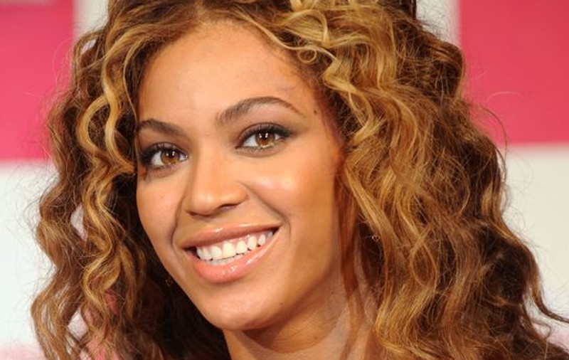 Billboard a desemnat-o pe Beyonce "Femeia anului"