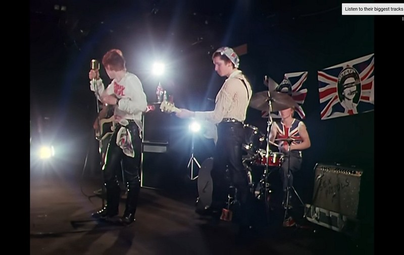 Melodia „God Save the Queen” a formaţiei Sex Pistols a revenit în topurile britanice, în perioada Jubileului de Platină