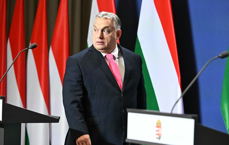 Viktor Orban ia în calcul să părăsească sala, dacă i se va cere să iasă „la o cafea”, la summitul UE, pentru ca ajutorul financiar promis Ucrainei să fie deblocat