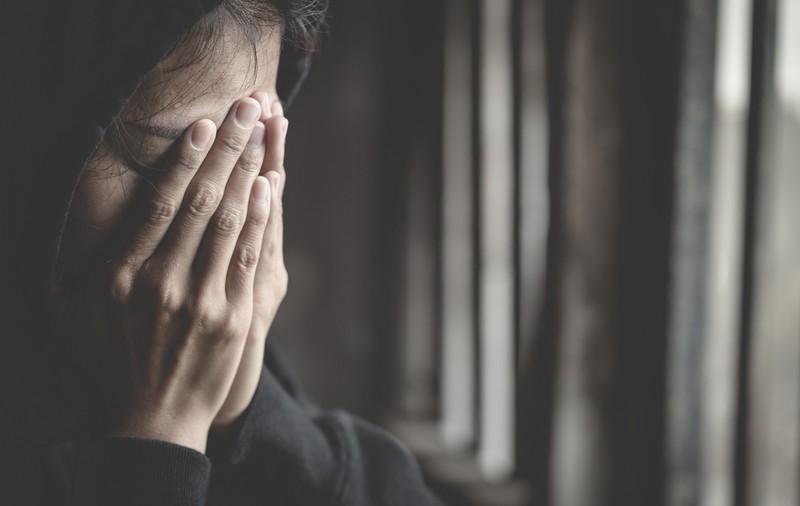 Motivarea unui judecător într-un dosar de trafic de minore: „Prin prostituție, victima încerca să-și arate iubirea față de inculpat”