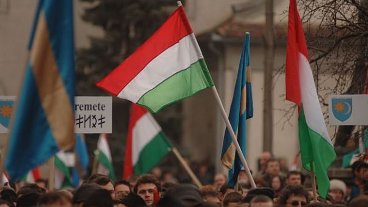 UDMR cere ca 15 martie să fie declarată sărbătoare