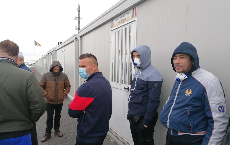 Când sunați la 112 și nu spuneți că veniți din străinătate, riscați de la 6 luni la 3 ani de închisoare