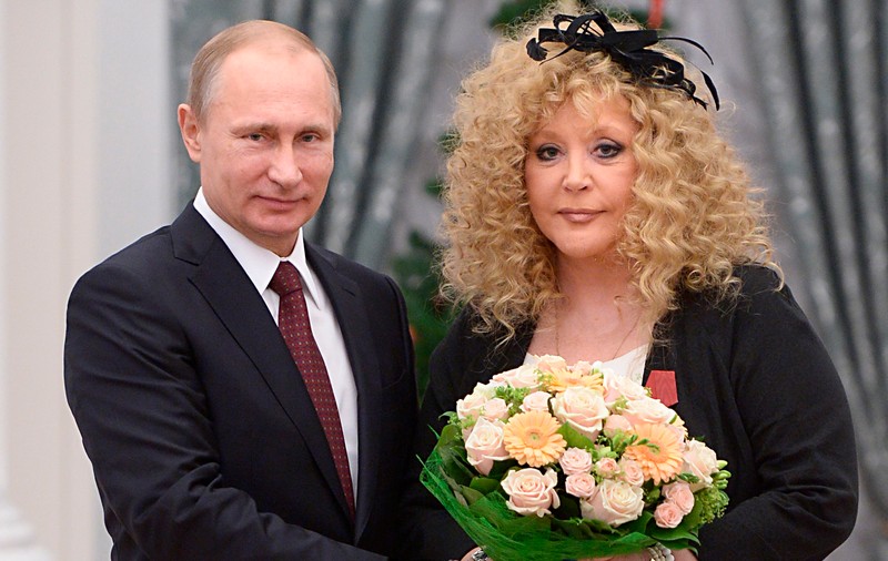Ce pensie are cea mai cunoscută rusoaică din lume. Ziarul favorit al lui Vladimir Putin a făcut calculul banilor pe care îi primește „fugara”