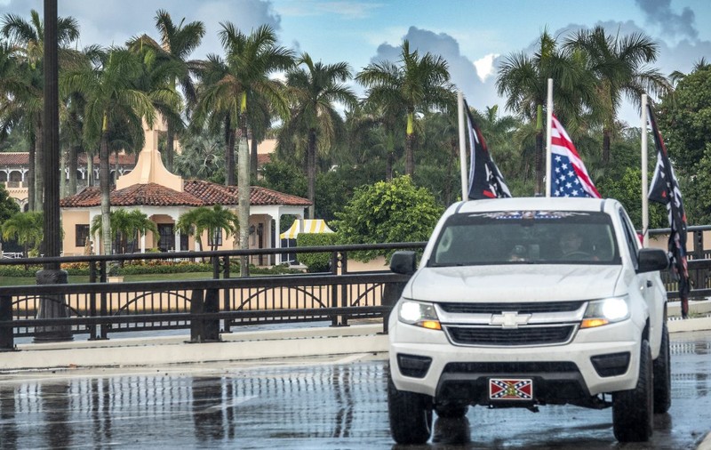 CNN: Angajați de la reședința lui Donald Trump Mar-a-Lago, citați să dea declarații în ancheta documentelor clasificate
