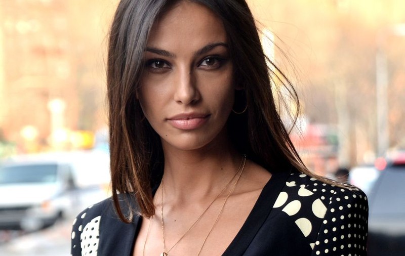SENZAŢIE! MĂDĂLINA GHENEA, apariţie de zile mari la NEW YORK! | FOTO
