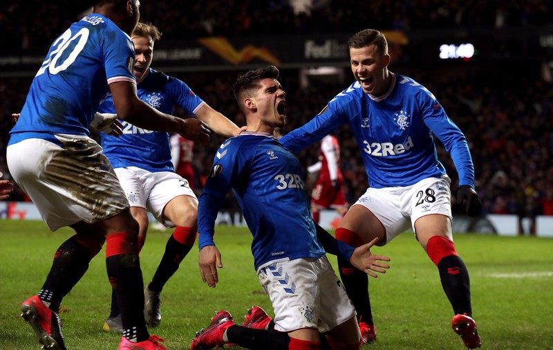 Salariul pe care îl ia Ianis Hagi la Glasgow Rangers este cu mult peste media lefurilor fotbaliștilor din Scoția