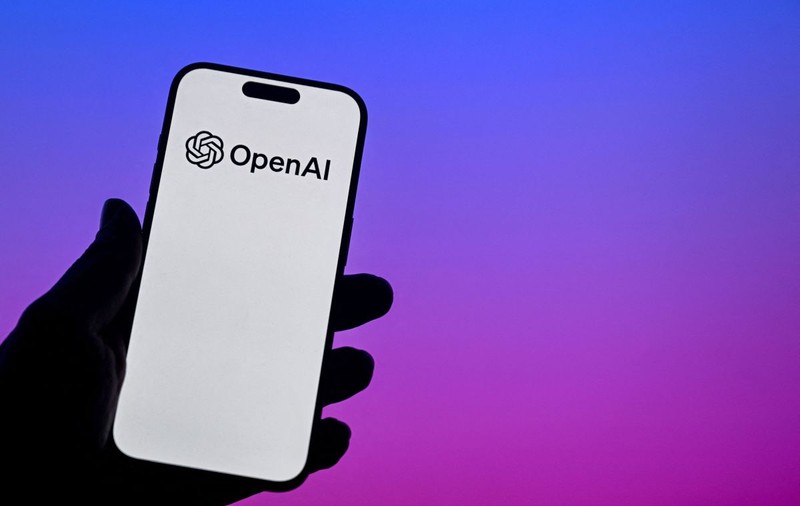 Trei industrii vor fi automatizate total de AI în următorii ani, avertizează șeful OpenAI: „Adio joburi”