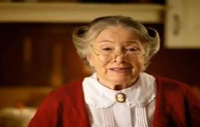 BUNICA, din reclama la ULEI, după ce a fost muşcată de câini: "Un tânăr mi-a spus că nici pentru un pumn de aur nu mă ajută"