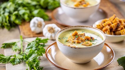 retete-supa-crema-de-usturoi