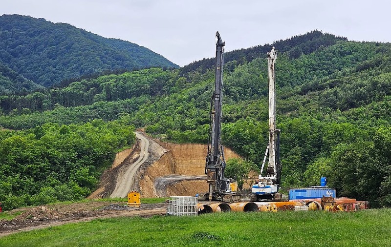 Noi despăgubiri de două milioane de lei pentru 410 terenuri pe lotul Boița - Cornetu din Autostrada Sibiu-Pitești