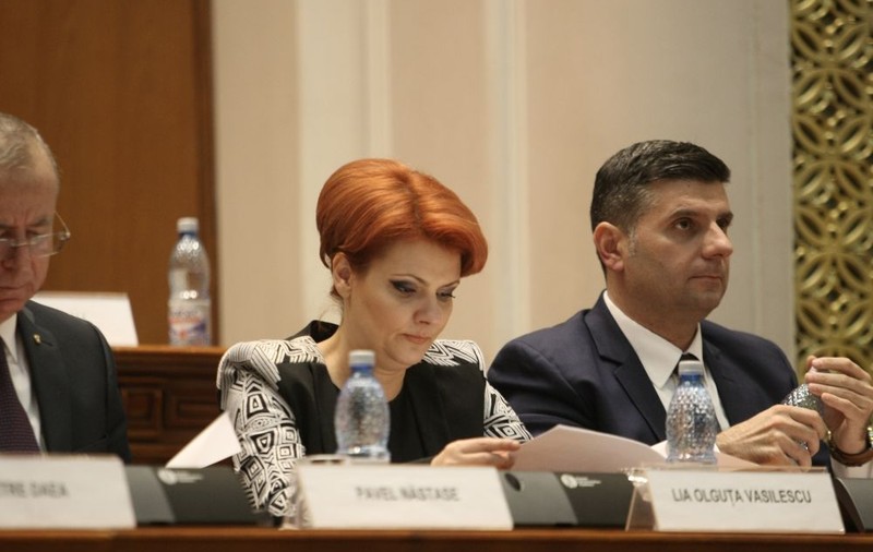 UPDATE. Moțiune simplă împotriva ministrului Muncii: Lia Olguța Vasilescu a primit ”cartonașul roșu” din partea Opoziției