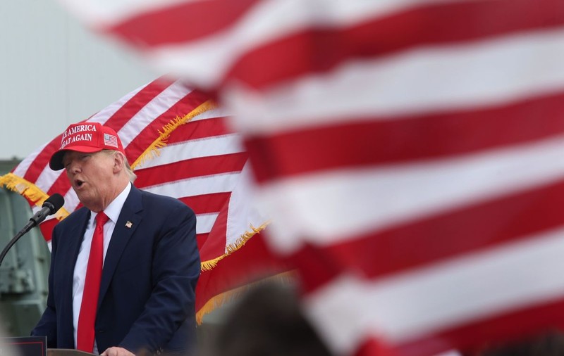 Un discurs „cu ecouri fasciste”. Retorica lui Trump în campania pentru Casa Albă devine tot mai agresivă, spun experții în autoritarism