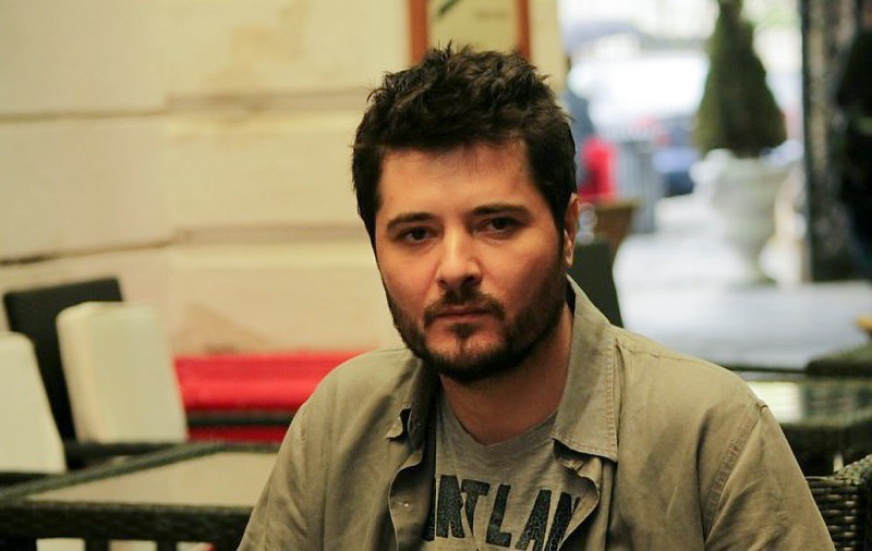 INTERVIU. Scriitorul Mihai Radu disecă generația care „e vinovată de rahatul în care se află azi România”