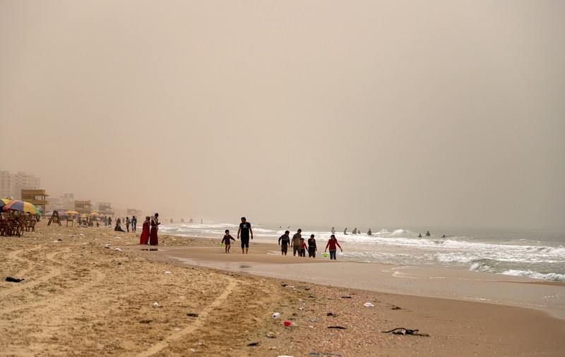 O turistă româncă, ucisă de un rechin în Marea Roșie din Egipt. E al doilea deces de acest gen în zonă. Autoritățile au închis plajele