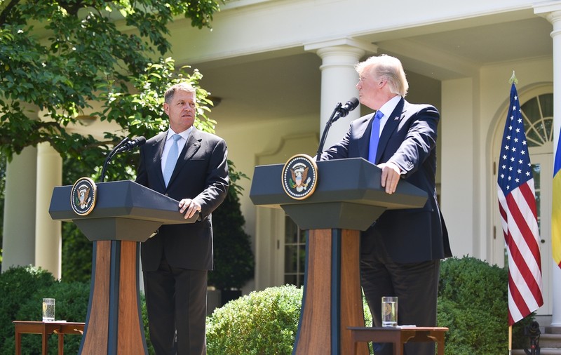 Controversa vizelor; Klaus Iohannis a spus că a menționat acest subiect; Donald Trump: Nu am vorbit despre Visa Waiver, dar o vom face
