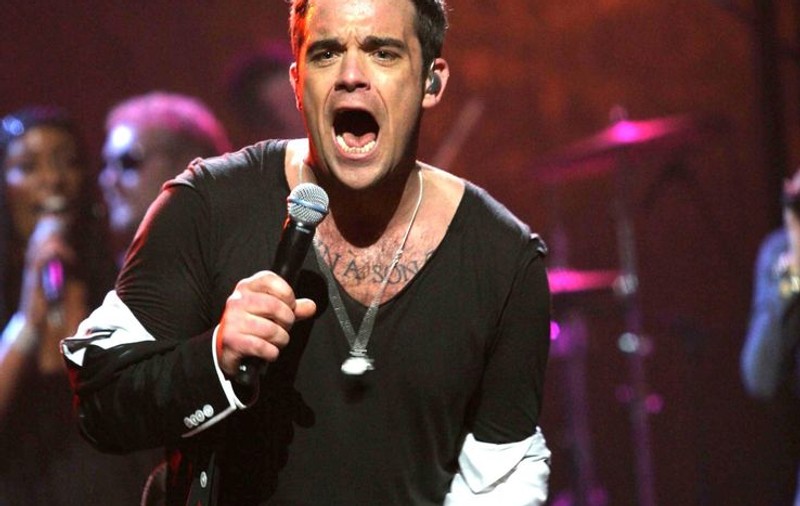 După 15 ani, Robbie Williams cântă iar cu Take That