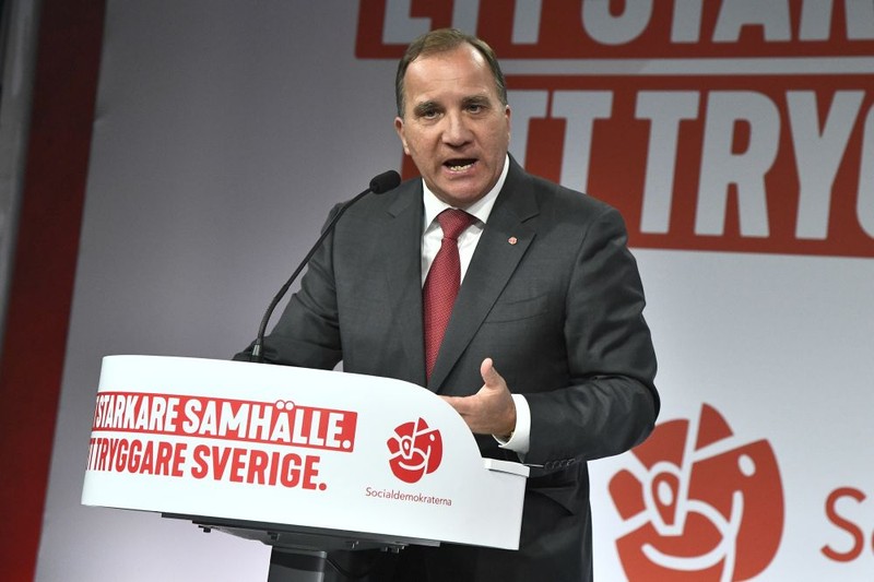 epa07009244 Prime minister and party leader of the Social democrat party Stefan Lofven speaks at the election party at the Fargfabriken art hall in Stockholm, Sweden 09 September 2018. EPA-EFE/Claudio Bresciani SWEDEN OUT