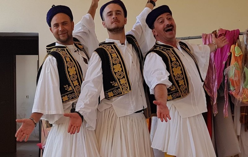 Șerban Copoț și  Romică Țociu se țin de glume. Au făcut-o lată în Grecia