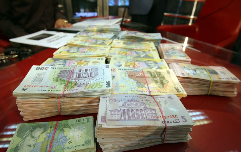 EXCLUSIV|Statul se încurcă în propria birocrație. Fantoma Bancorex bântuie pe la AAAS. Bonus: cum a uitat statul o datorie până s-a prescris