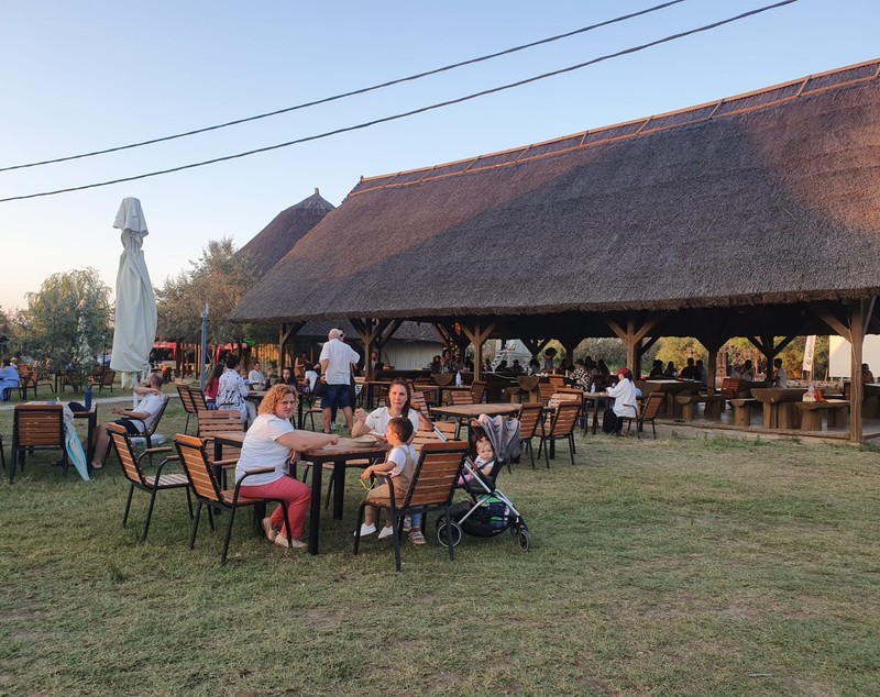 Corespondență de la Festivalul ANONIMUL. Un film a stârnit atât de mult interes, încât unii spectatori au rămas pe afară. Ce urmează în weekend