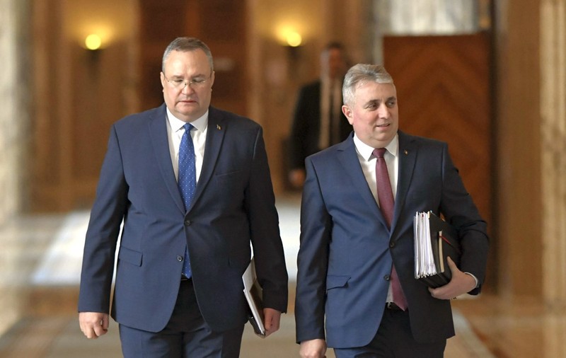 Când își depune Nicolae Ciucă mandatul de premier pentru rocada cu PSD. Anunțul făcut de Lucian Bode