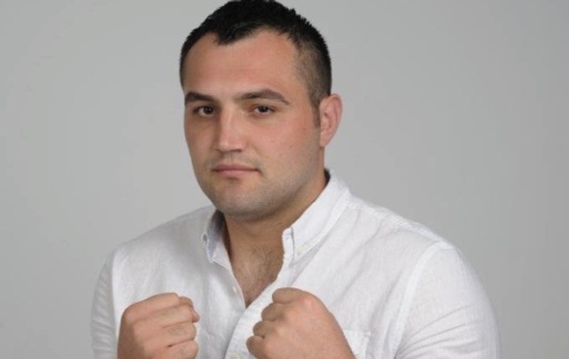 Christian Ciocan: "Aş fi vrut să boxez în România pentru titlul intercontinental"
