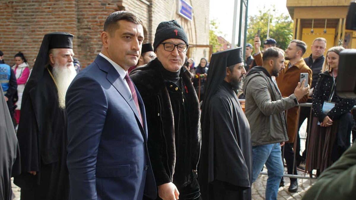 Președintele AUR, George Simion, și Gigi Becali
