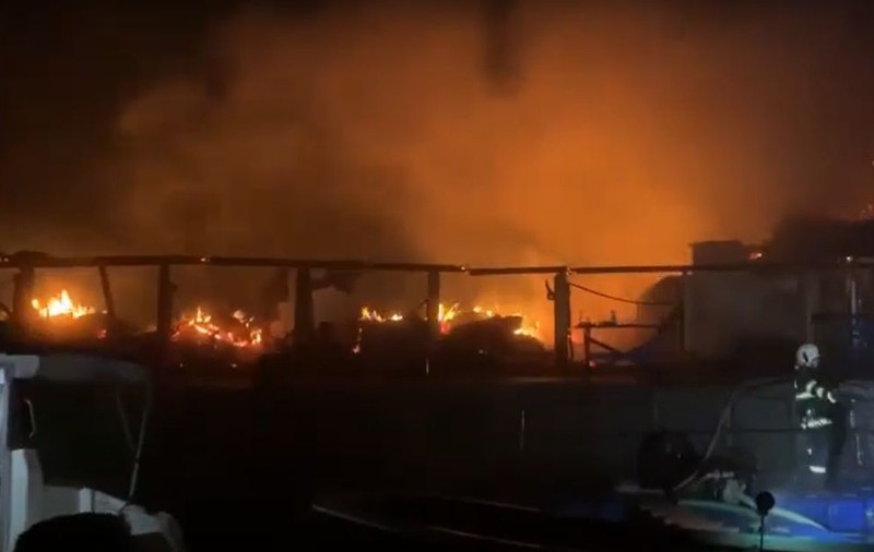 O pensiune din Tulcea a fost distrusă de un incendiu. O persoană s-a intoxicat cu fum
