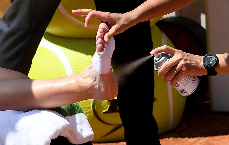 Simona Halep va efectua luni un control medical. Glezna jucătoarei noastre, problemă națională