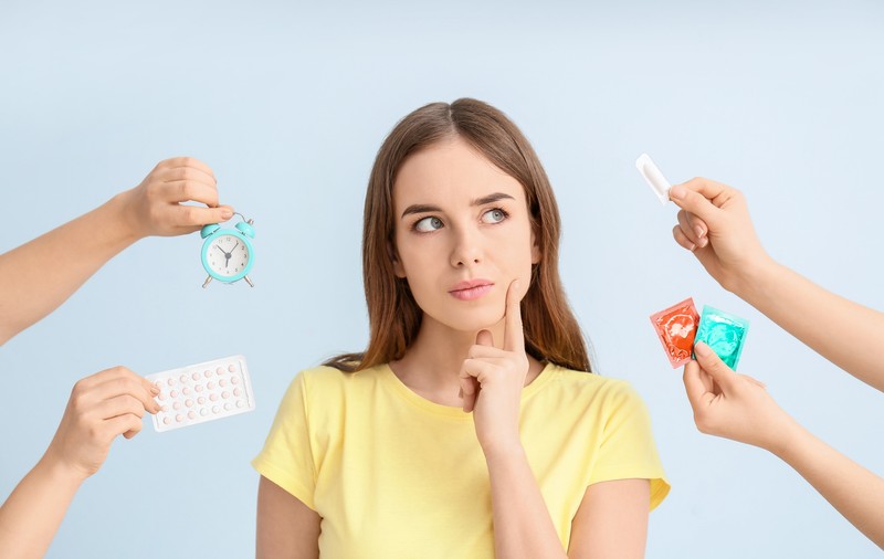 Contracepția prin metoda retragerii și metoda calendarului: cât de eficiente sunt și cum poți să crești siguranța lor fără a lua anticoncepționale?