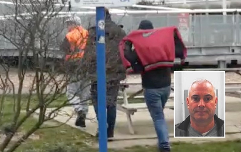 Un șofer român de TIR angajat de o rețea de traficanți a fost prins în Tulcea și trimis în Anglia, ca să fie judecat și condamnat