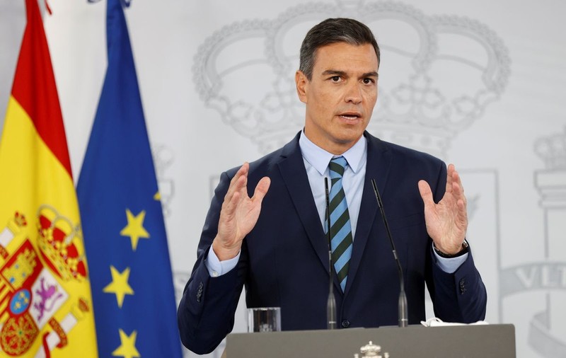Ce face Guvernul spaniol pentru a reduce facturile la curent și gaze: „Profitul extraordinar al companiilor din energie nu e acceptabil”