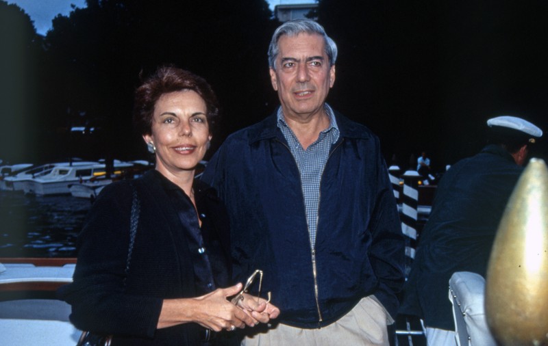 Întrebarea emoționantă pe care Mario Vargas Llosa i-a pus-o soției sale înainte de a muri