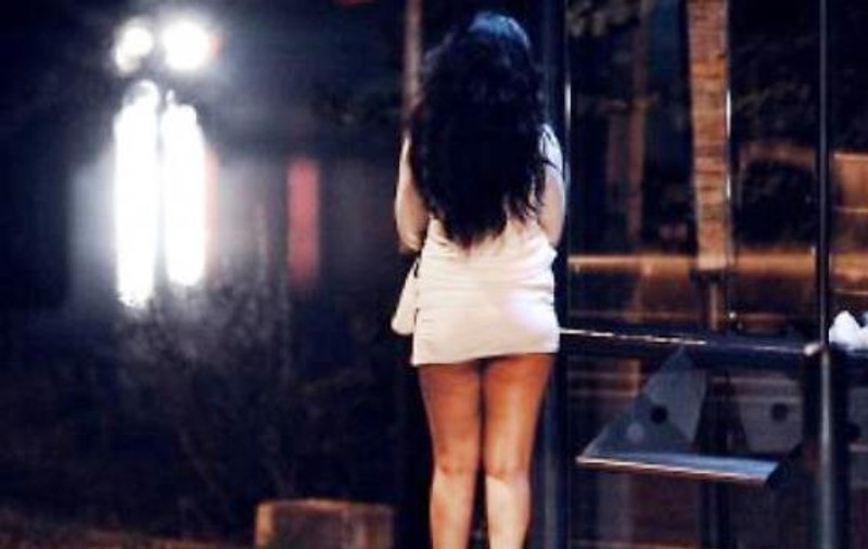 O româncă din Italia a fost snopită în bătaie de soț în fața copilului de trei ani. "Nu mai vreau să mă prostituez"