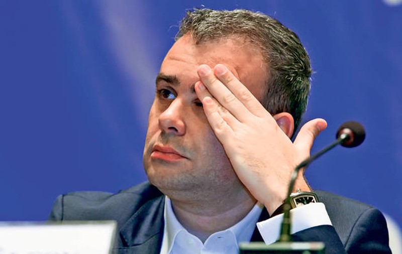Darius Vâlcov s-a ales cu al treilea dosar penal! Ce acuzații îi aduc procurorii fostului minstru