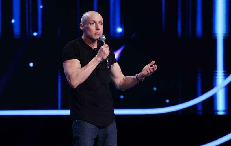 Dragoș Stan este cel de-al doilea finalist de la „iUmor” 2022. „Sunt începător în stand-up și am venit să mă testez aici”
