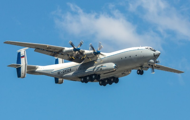 Un avion de transport militar al Rusiei An-22 s-a prăbușit în regiunea Ivanovo: 7 oameni erau la bord