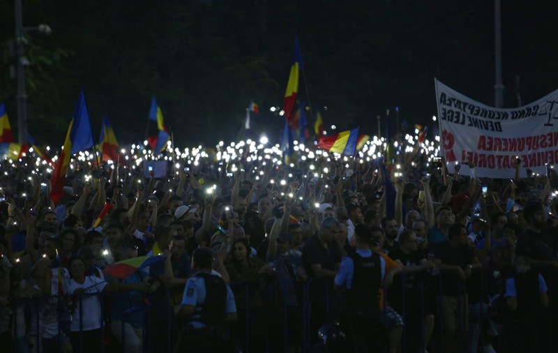 Washington Post și The Economist, semnal de alarmă privind democrația din România