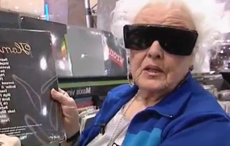 Video / La 69 de ani, Mamy Rock e unul dintre cei mai în vogă DJ