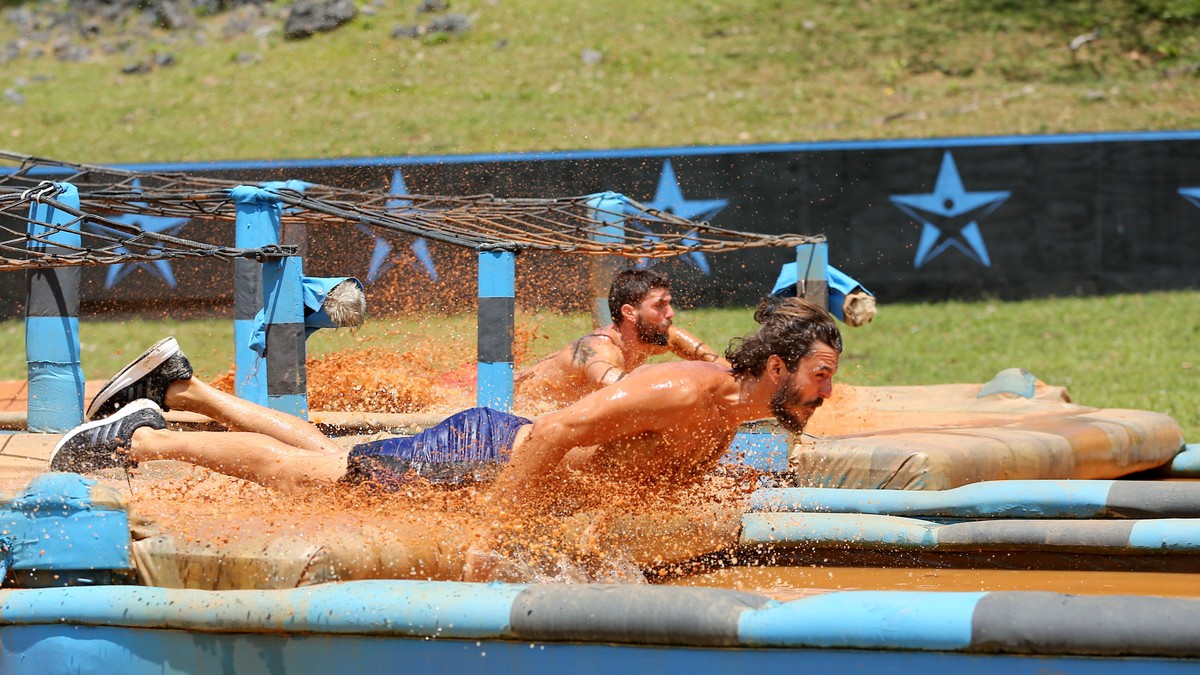 Imagini incredibile cu Alex din echipa Războinicilor de la Exatlon. Cum arăta acesta pe vremea când participa la concursuri de dans | FOTO
